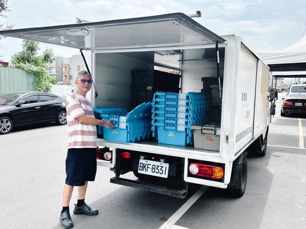 南市圖送書到公共托育家園