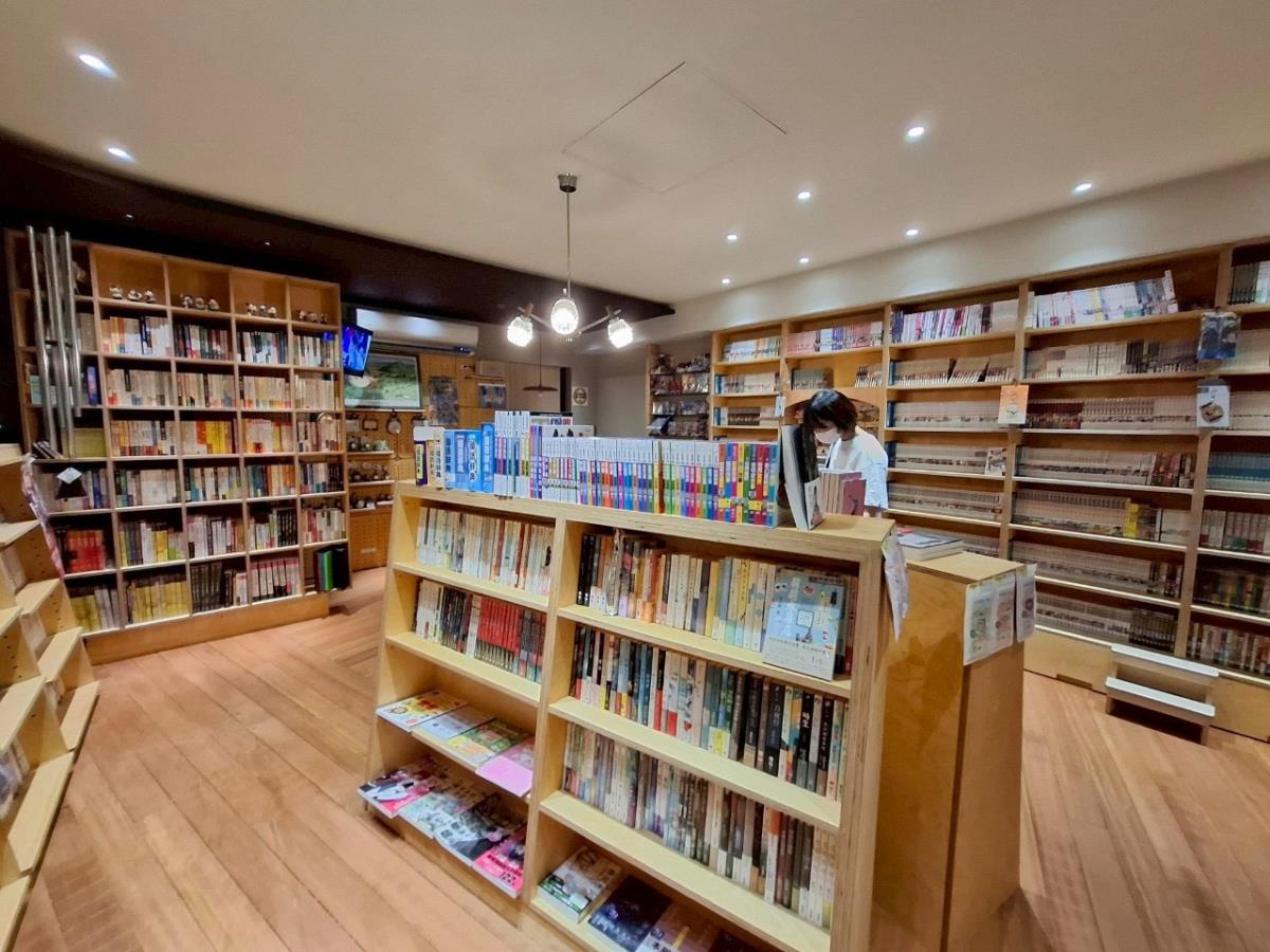 二師兄書坊全景