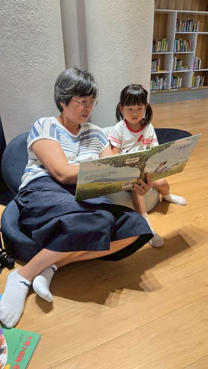 小小閱讀達人-鼓勵親子閱讀