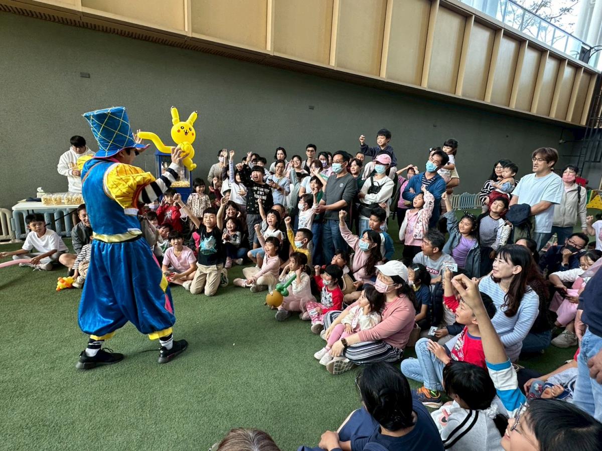 馬年歡樂迎新秀-新年歡樂表演活動