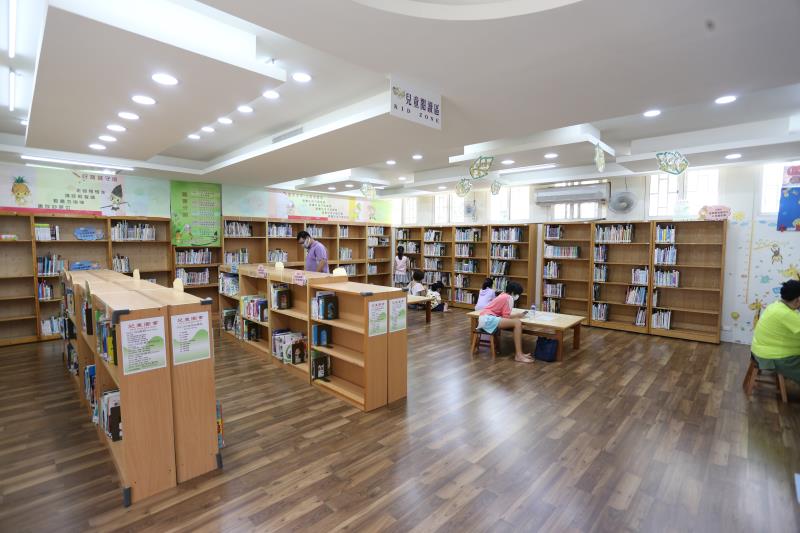 Guanmiao District Library