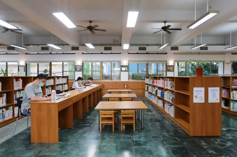 Danei District Library