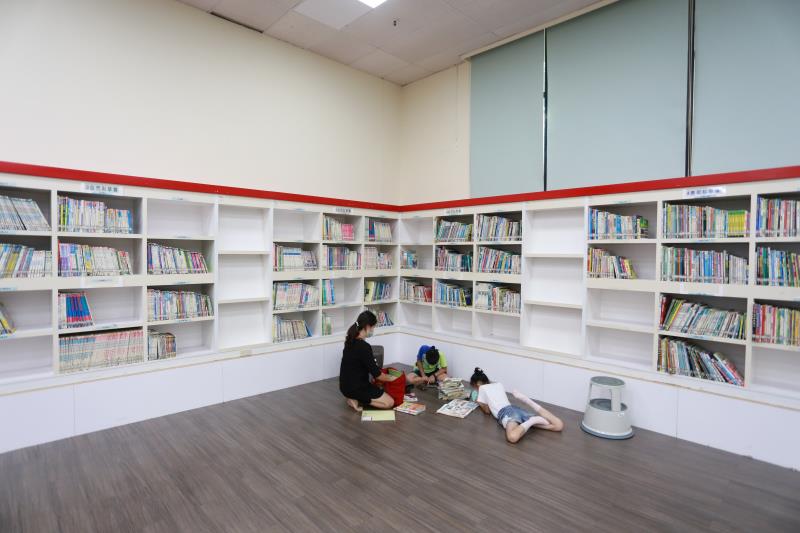 永康区図書館
